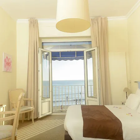 Hotel Cerise - Le Grand De La