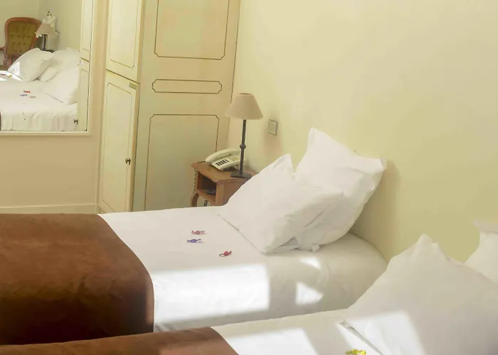 Отель Cerise - Le Grand De La 3*