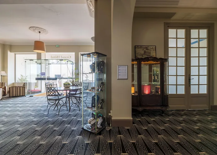 Cerise - Le Grand De La 3*