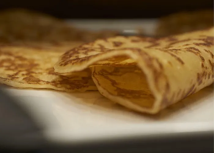 Отель Cerise - Le Grand De La 3*