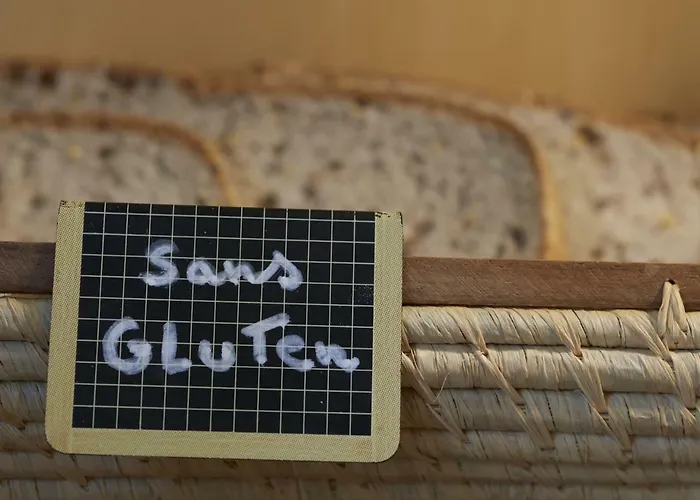 Cerise - Le Grand De La 3*