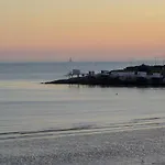 Cerise - Le Grand De La 3* Royan