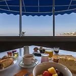 Hotel Cerise - Le Grand De La 3*