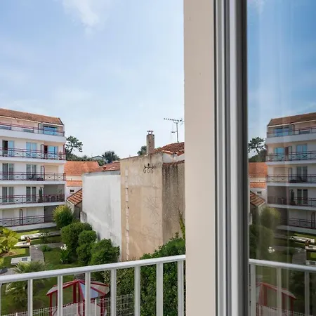 Cerise - Le Grand De La Hotel Royan