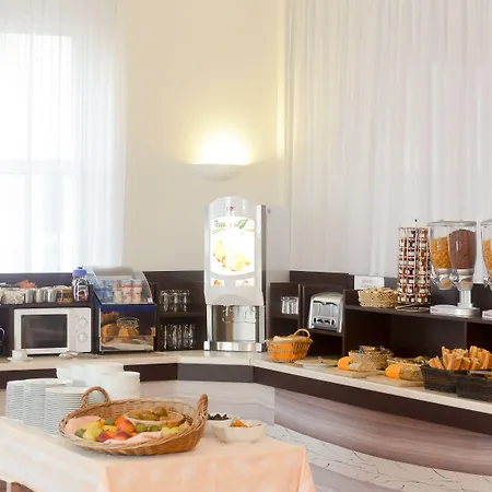 Cerise - Le Grand De La Hotel Royan