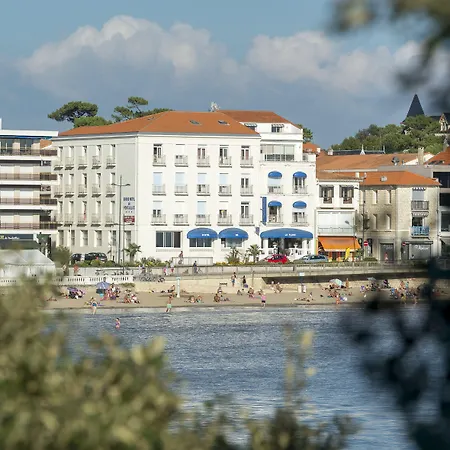 Cerise - Le Grand De La Hotel 3*