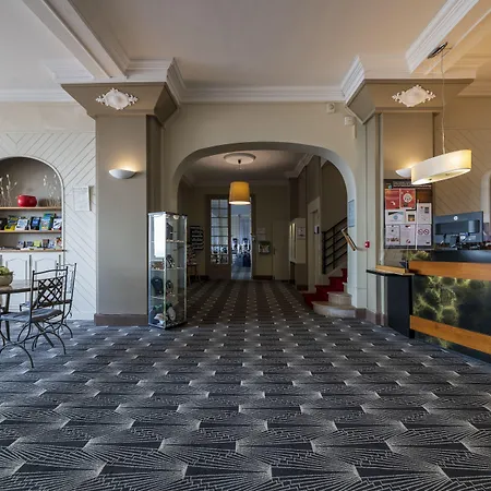 Cerise - Le Grand De La Hotel 3*