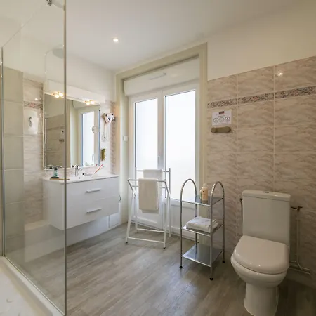 Hotel Cerise - Le Grand De La 3*