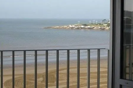 Cerise - Le Grand De La Hotel 3*