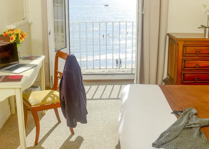 Cerise - Le Grand De La 3* Royan