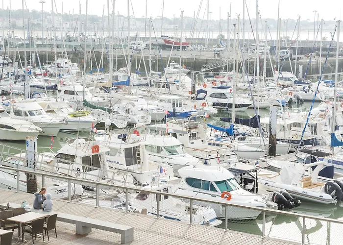 فندق Cerise - Le Grand De La