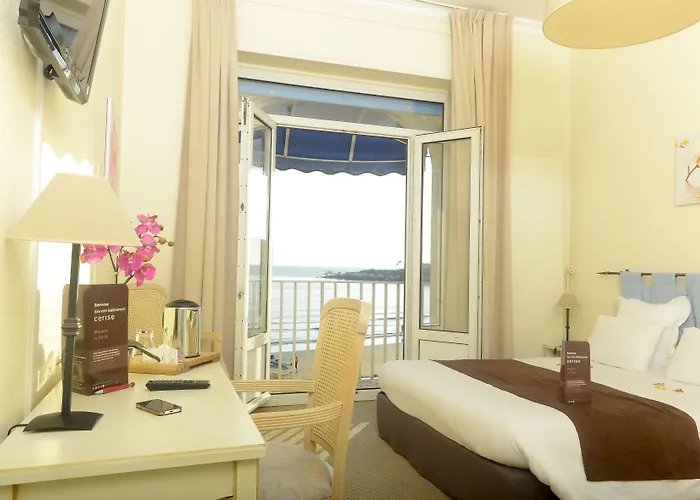 Cerise - Le Grand De La فندق