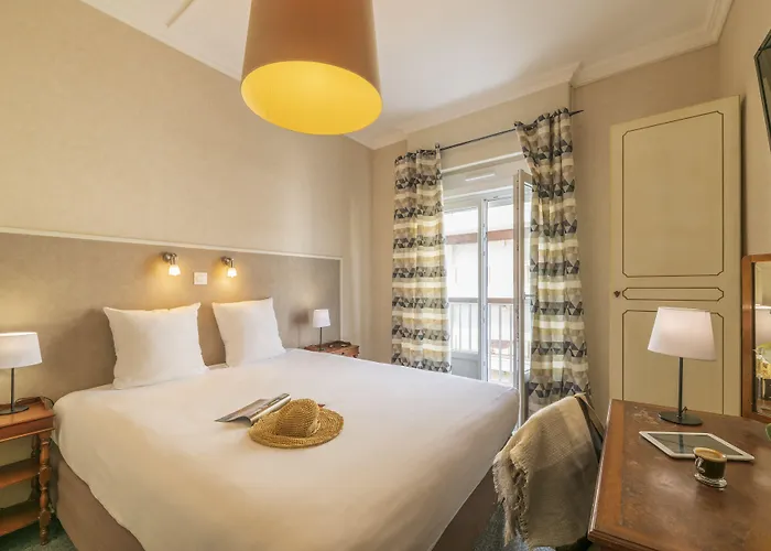 Hotel Cerise - Le Grand De La 3*