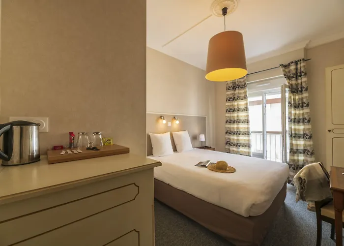 Hotel Cerise - Le Grand De La 3*